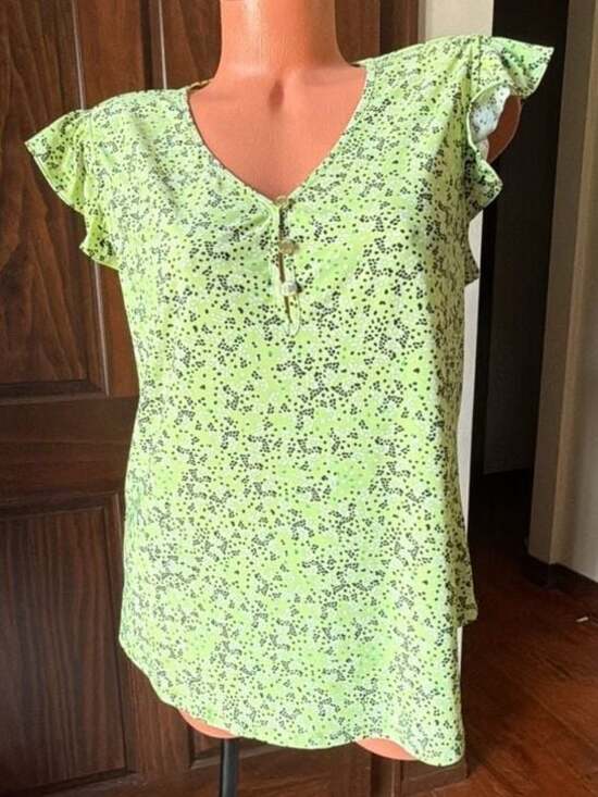 Anne Klein Tops - Anne Klein Women's Light Green Printed Flutter Sleeve Blouse with Gold Buttons